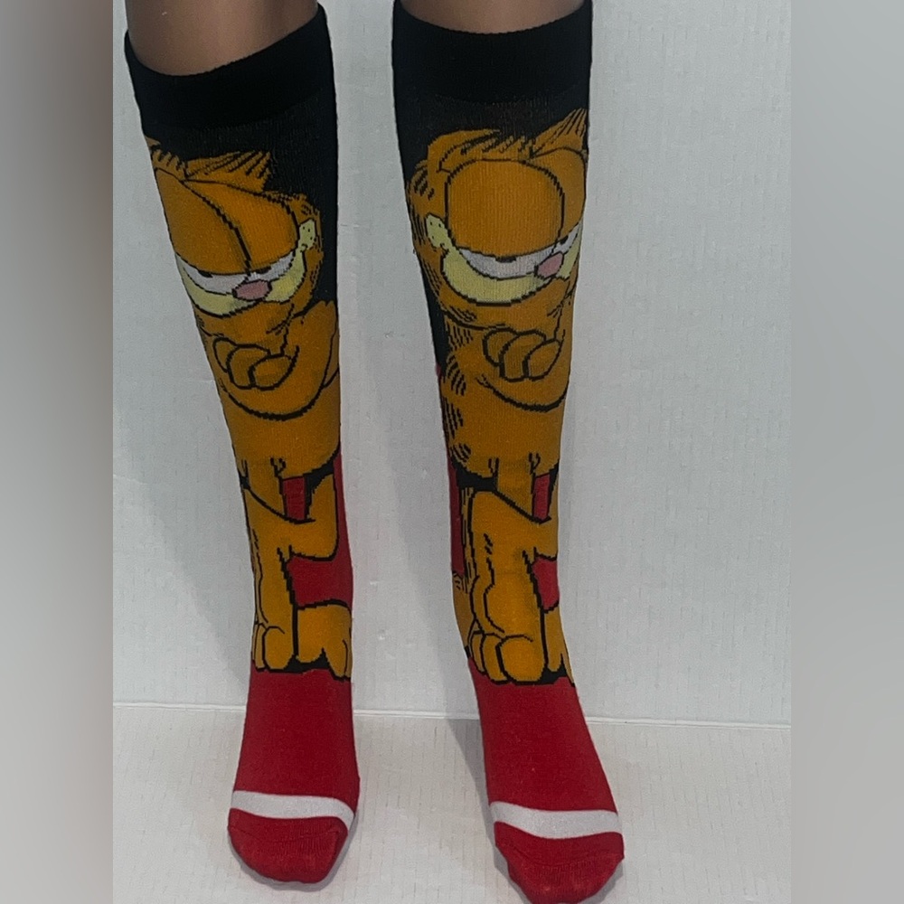 #25 Garfield Cartoon Socks - Black and Orange - Picture 2 of 4
